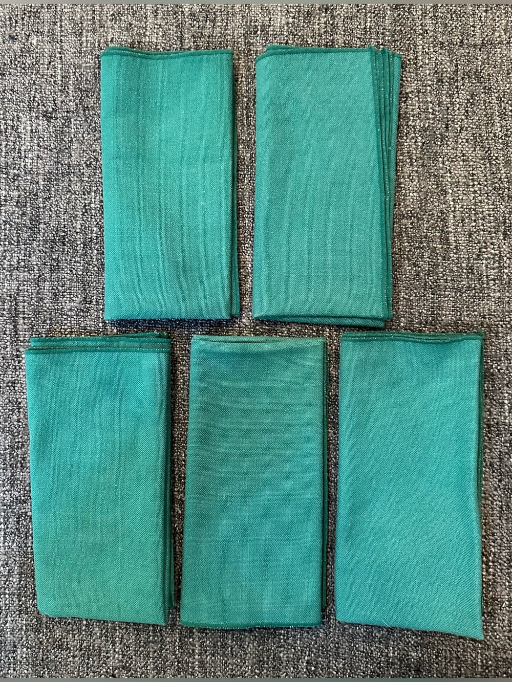 Set of 5 emerald green cloth napkins